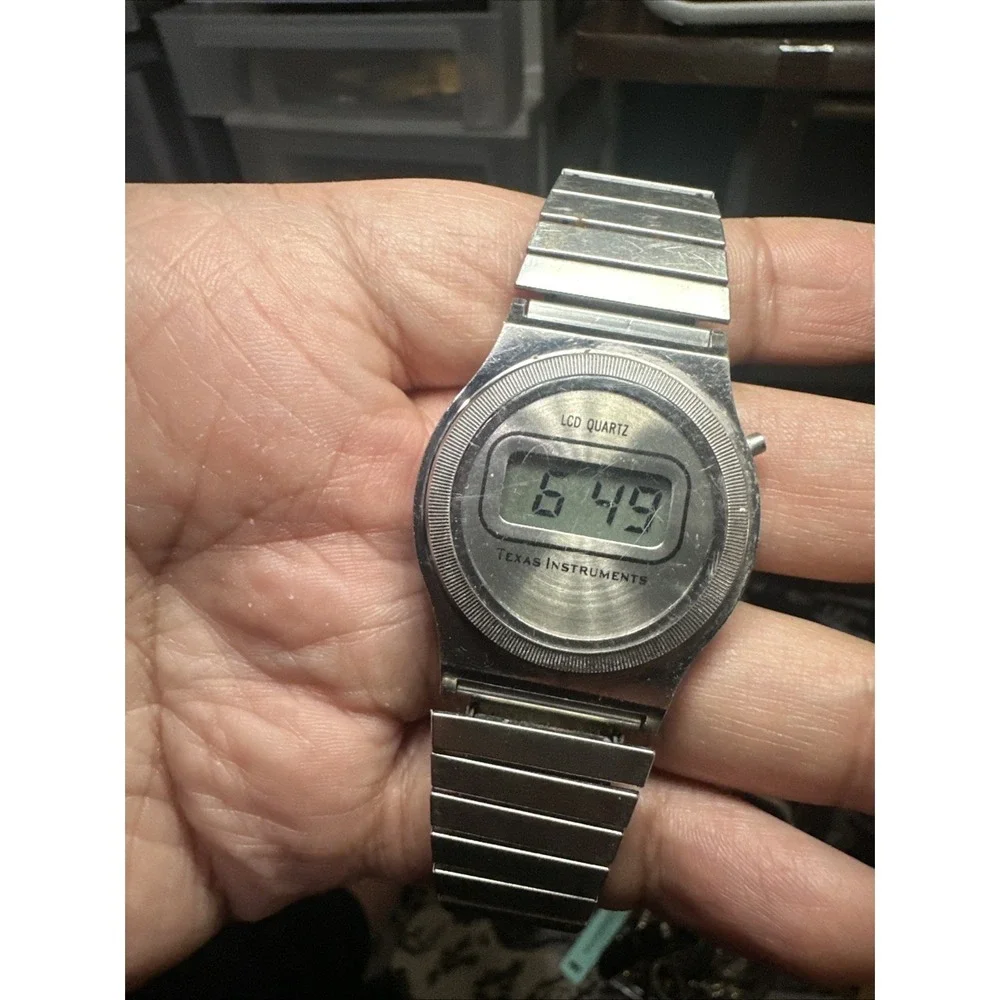 Works VTG 1970s Texas Instruments LCD Quartz Digital Mens Watch TI3H 35mm Fit 8